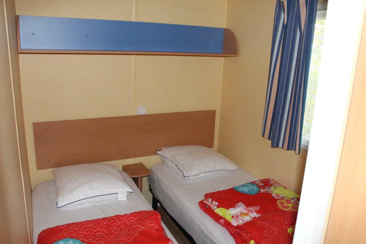 Camping Du Pontis Verteillac Exterior foto